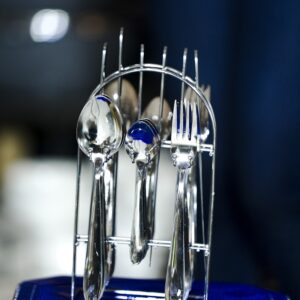 Classic Silver Cutlery Set – Forks, Spoons & Knives in Metal Organizer