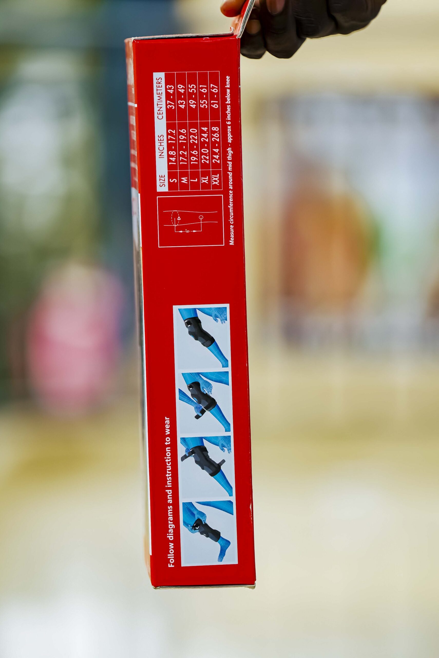 knee cap hinged with patella gel pad - Image 2