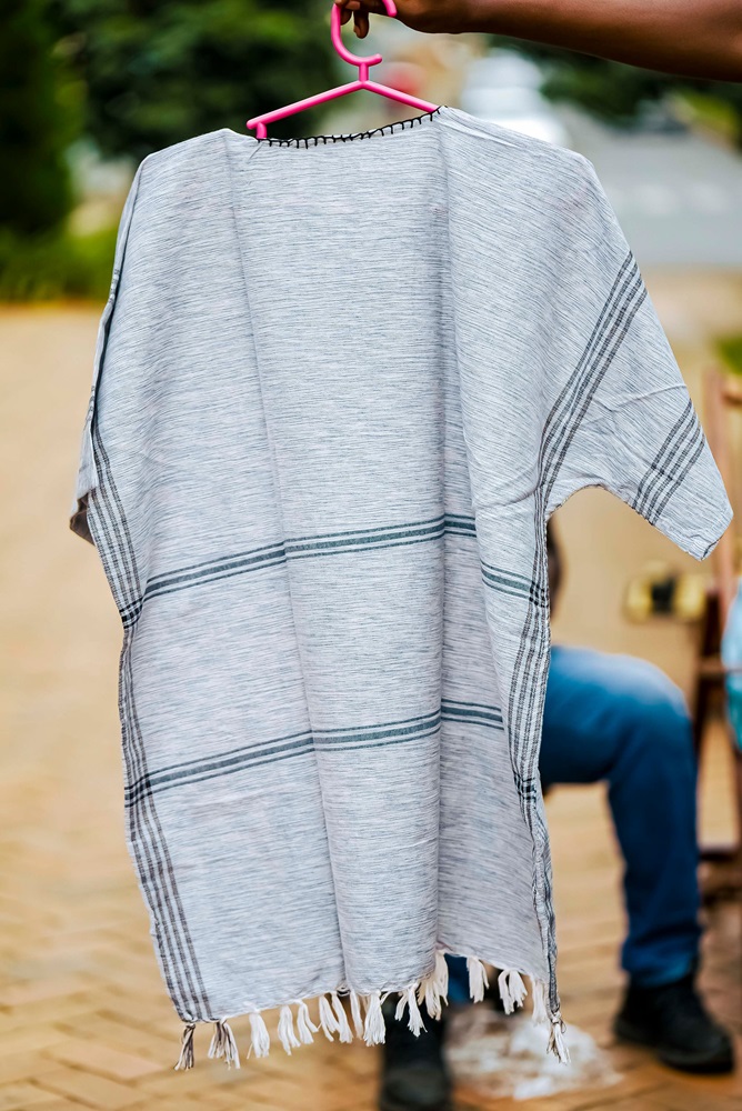 African Unisex woven kikoy shirts - Image 2