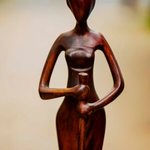 A lady Curved statue