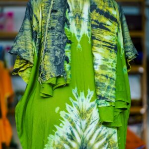 BUBU Gown with veil green and gold