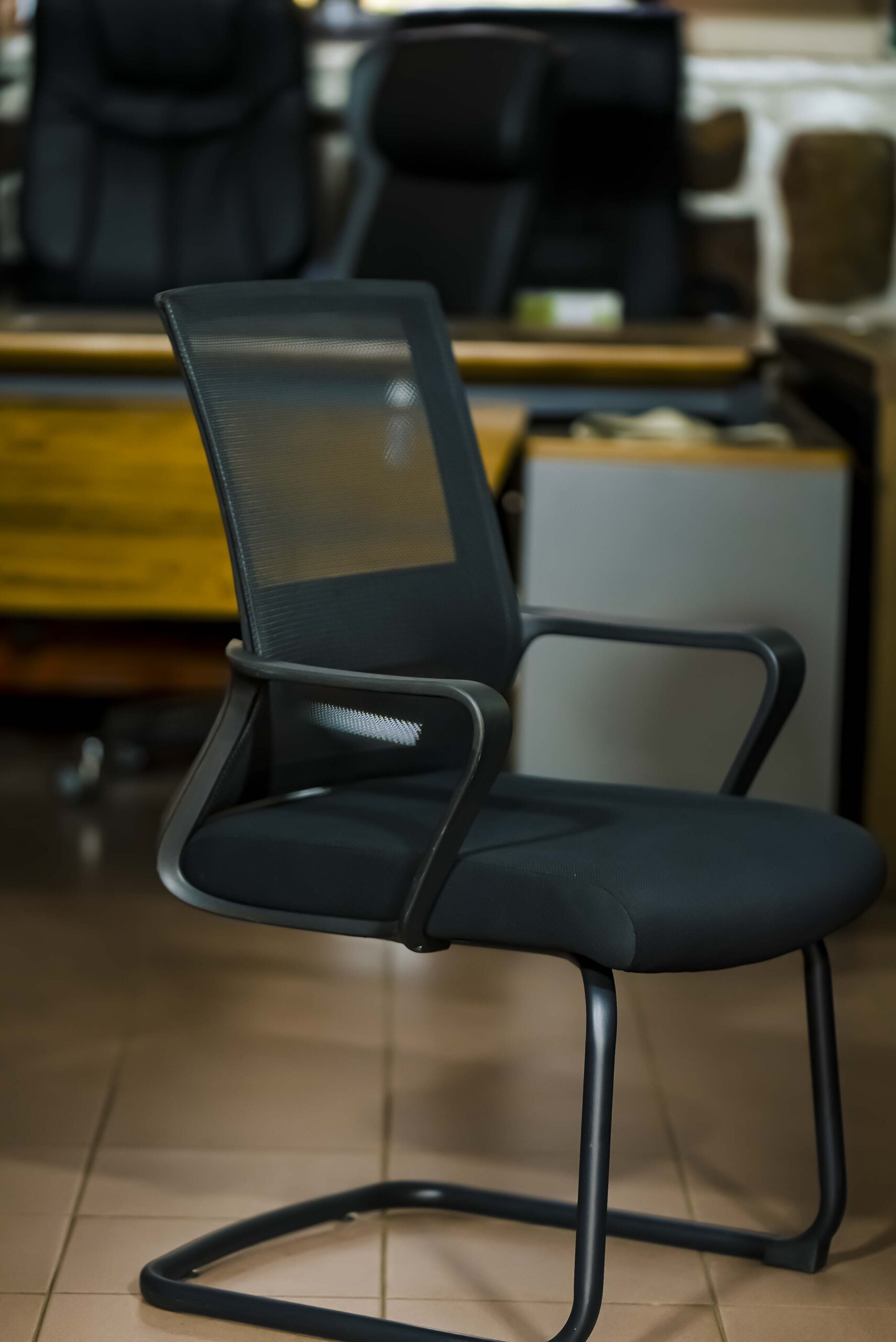 Visitor Mesh chair 180C - Image 2