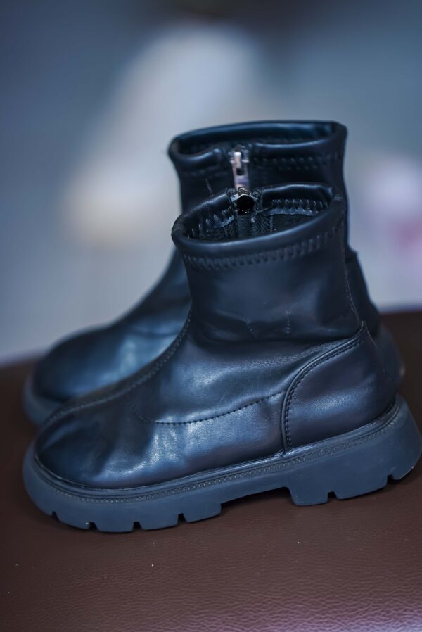 Kids boots - Image 3