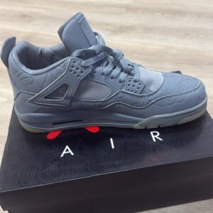 Jordan 4 Retro x KAWS Cool Grey