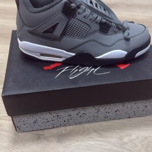 Air Jordan 4 Grey Black Retro "Cool Grey"