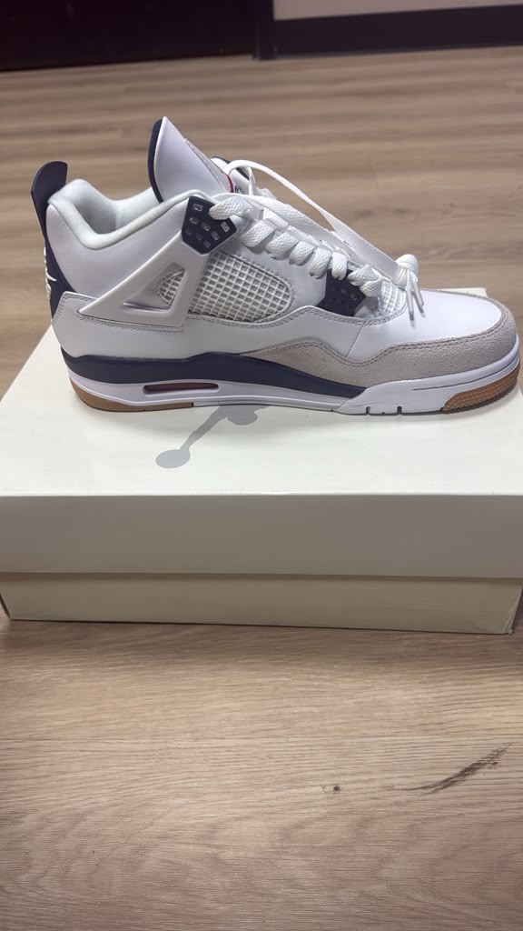 Air Jordan 4 Retro SP “Navy”