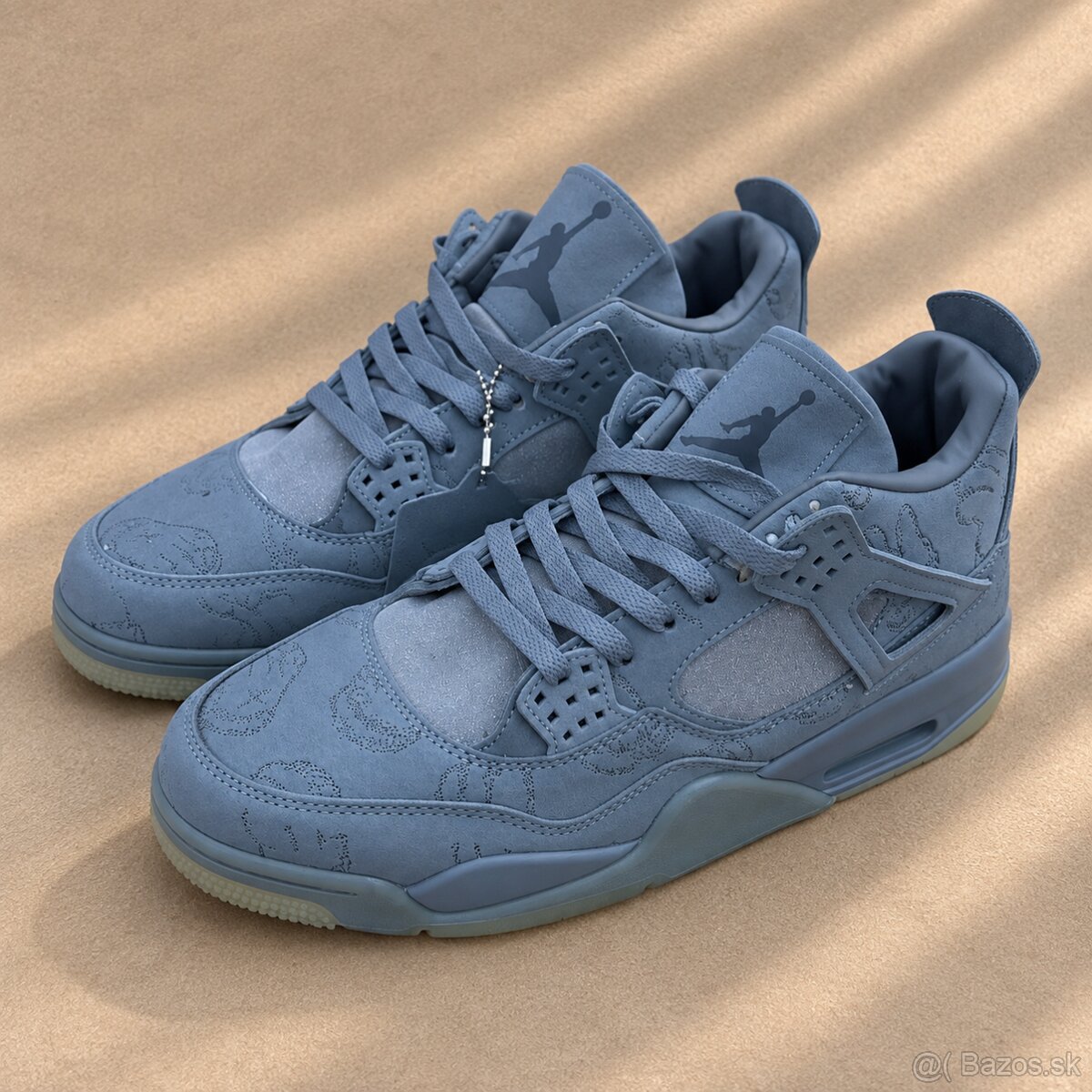 Jordan 4 Retro x KAWS Cool Grey - Image 2