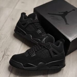 Air Jordan 4 Retro “Black Cat”